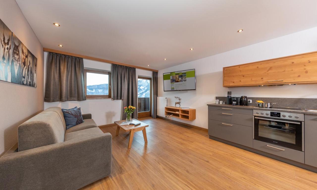 Das Gruenholz Aparthotel มึลบาค อัม โฮคเคอนิก ภายนอก รูปภาพ