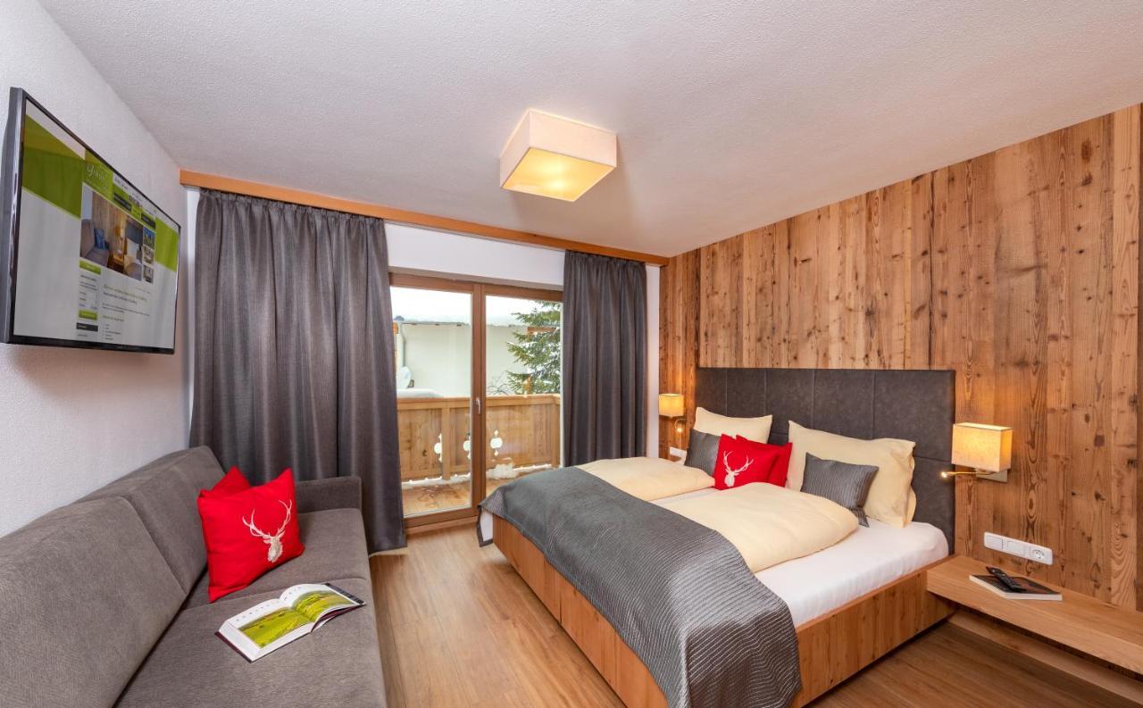 Das Gruenholz Aparthotel มึลบาค อัม โฮคเคอนิก ภายนอก รูปภาพ