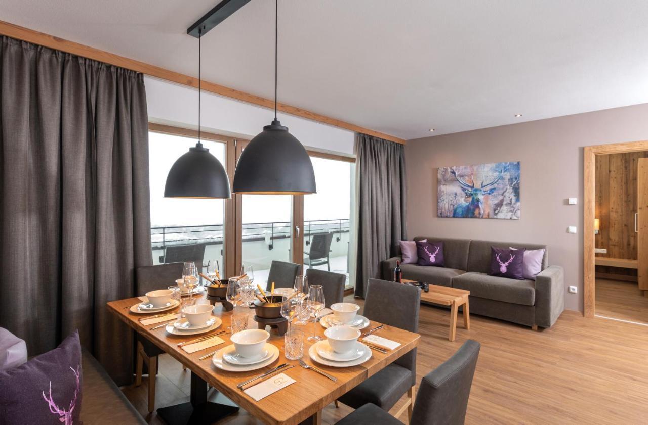 Das Gruenholz Aparthotel มึลบาค อัม โฮคเคอนิก ภายนอก รูปภาพ